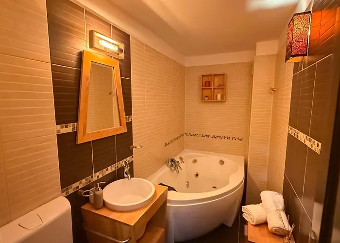 Felix 41 - Piata Victoriei, Near Metro - Rh Living *