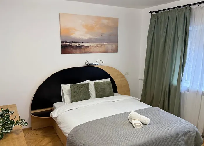 Daire Felix 41 - Piata Victoriei, Near Metro - Rh Living *
