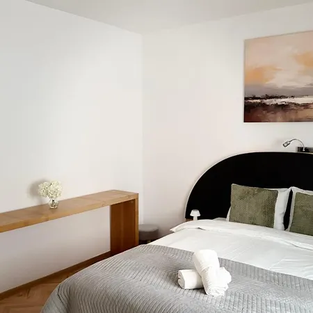 Apartamento Stay Central Apartment *