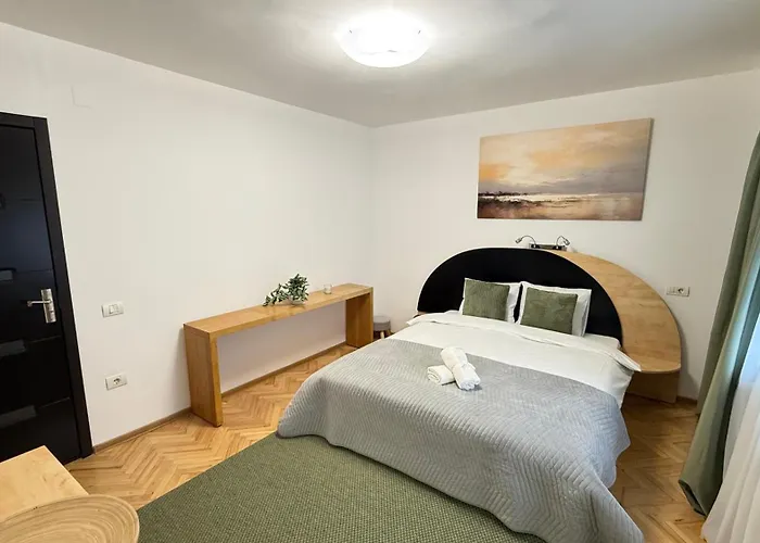 Felix 41 - Piata Victoriei, Near Metro - Rh Living Apartment *